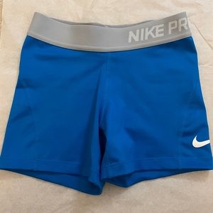 Girls Nike Pros | Dry-Fit | Size small | Blue